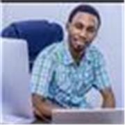Professeur particulier d’informatique donne cours aux élèves et étudiants en classe de recrutement
