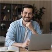 Ingenierio de Software Senior listo para compartir los conocimientos a nuevos y avanzados programadores.