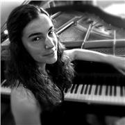 Clases de Piano (Interpretación - Improvisación) / Pianista acompañante (Música - Danza - Eventos)