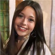 Profesora de primaria apta para todos los niveles