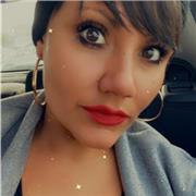 Docente di italiano con esperienza di insegnamento nelle scuole medie e superiori, insegno Italiano e letteratura italiana, Storia