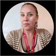 Profesora de Inglés con experiencia en cruceros internacionales e interpretación