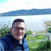 Profesor de Química para estudiantes de básica secundaria y media para mejoramiento académico y preparación pruebas SABER