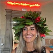 Neolaureata magistrale in Lingue e letterature straniere è disponibile per insegnamento lingua italiana, inglese e spagnola