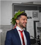 Laureato in interpretariato e traduzione (magistrale) all’università degli studi internazionali di roma (unint) in seguito ad una laurea triennale conseguita presso l’orientale di napoli in mediazione linguistica e culturale