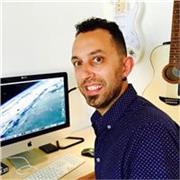 Profesor de marketing en experiencia cliente C X