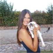 Soy una estudiante muy aplicada y centrada en sus estudios, en este momento estudio 1° de Bachillerato. 