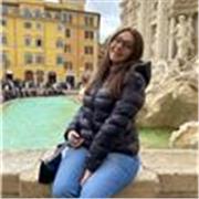Studentessa del liceo disposta ad offrire aiuto-compiti in tutte le materie e ripetizioni più specifiche di italiano ed inglese per ragazzi di elementari e medie