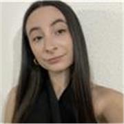 Estudiante universitaria con experiencia dando clases y ayudando a hacer los deberes a niños de primaria.