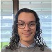 Étudiant voulant transmettre ce doux savoir des maths  
