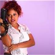 Maestra de fotografía con experiencia en fotografía social y retrato, composición y triangulo de exposición