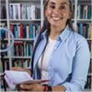 Español Fácil y Natural con un Enfoque Comunicativo