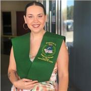 Maestra en educación primaria y profesora de inglés