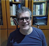 Professor de História e Sociologia para os ensinos fundamental e médio em escolas e cursinhos pré-vestibulares