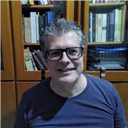 Professor de História e Sociologia para os ensinos fundamental e médio em escolas e cursinhos pré-vestibulares