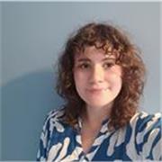 Od 3 lat prowadzę korepetycje z matematyki. Uważam, że mój młody wiek ma swoje atuty. Łatwo nawiązuje porozumienie z uczniami