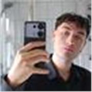 Profesor de inglés con un grado en estudios ingleses y máster en educación. Trabajando ahora en Inglaterra de ayudante de profesor