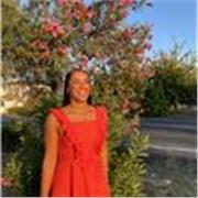 Estudiante con Bachillerato Sanitario finalizado, con experiencia como profesora particular.