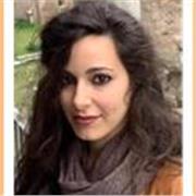 Laureata con lode impartisce lezioni di latino, greco e italiano 