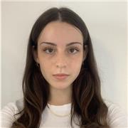 Hello, this is Emma! I am a native Italian speaker and I can definitely help people who want to quickly learn Italian in a fun way