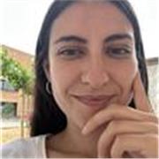 Profesora titulada con 5 años de experiencia ofrece clases de refuerzo a domicilio en Barcelona.