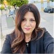 Profesora titulada en inglés con mucha experiencia tanto en academias como a nivel particular
Particular