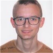 Estudiante de último curso de Periodismo con conocimientos amplios en geografía, escritura, habilidades comunicativas y lengua. 