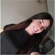 Profesora con experiencia en el cuidado de niños, podría enseñar todo tipo de materias.