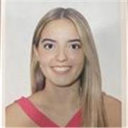Profesora de inglés, actualmente estudiante de Traducción e Interpretación. Experiencia impartiendo clases particulares. 