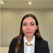 Étudiante en psychologie, je parle anglais couramment à mon domicile ainsi que pour mes cours. Je propose donc mon aide pour celles et ceux qui en auraient besoin :)