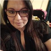 Psicologa imparte clases afin a su profesión, orientacion vocacional y capacitacion a personal