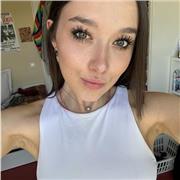 Vuoi imparare l’italiano? Allora affidati ad una ragazza madrelingua italiana che ti farà apprezzare questa bellissima lingua!