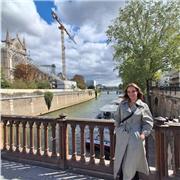 Profesora de Educación Primaria especialista en Pedagogía Terapéutica. Técnica Superior en Mediación Comunicativa. LSE y Braille