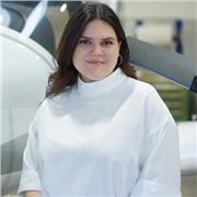 HTL-Absolventin der Abteilung Flugtechnik unterrichtet bis zur Maturaklasse. Gute Vorbereitung auf Schularbeiten/Tests in Fächern
