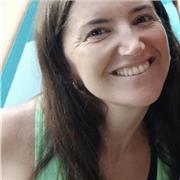 Profesora titulada en infantil, con formación para ejercer en primaria, y con más de 15 años de experiencia en la docencia