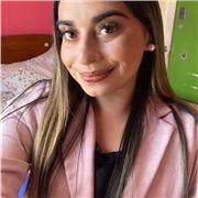 Profesora de Lengua Castellana y Literatura da clases a niños desde 1° Básico hasta 8°