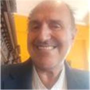 Avvocato, cultore del diritto,  esperienza trentennale, offre consulenze ed assistenze a studenti e non.