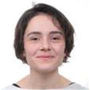 Diplomata al liceo linguistico internazionale. Lingue studiate: inglese, francese, spagnolo. Disponibile per aiuto compiti. 