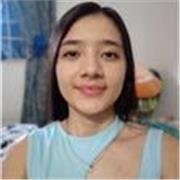 Maestra de matemáticas con experiencia en clases en línea para niños