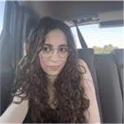 Ciao! Sono Elena, ho 19 anni e sono disponibile ad offrire ripetizioni in inglese, spagnolo e francese