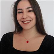 Ragazza impartisce lezioni e ripetizioni in disegno tecnico (con squadre, proiezioni ortogonali...)