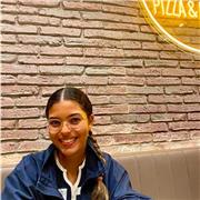 Mi nombre es Marta Moreno y soy estudiante de educación primaria.  Clases de refuerzo e inglés son mi especialidad.