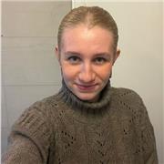 Insegnante sia in inglese sia in italiano appena laureata in architettura, offro lezione di storia dell'arte, matematica e inglese. Disponibilità sia online sia su zona dell'alto varesotto in presenza.