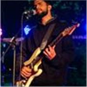 Profesor de guitarra para nivel inicial, básico e intermedio