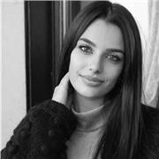 Architetto con esperienza nel disegno tecnico e nella progettazione, offro lezioni di AutoCAD per studenti e principianti. Posso a