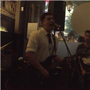 Doy clases de guitarra acústica como electrica y bajo para principiantes