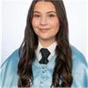 Graduada en Estudios Ingleses y Máster de Peofesorado. Profesora de inglés para niños de EPO y ESO. Clases online o presencial