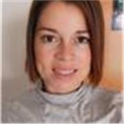 Soy activa y curiosa. 
Hablo perfectamente el castellano y catalán. Diplomada en lengua extranjera (English).