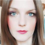 Laureata in Scienze dell'educazione e Relazioni Internazionali Comparate offre supporto scolastico e lezioni private per vari argomenti: inglese, italiano, filosofia, econmica, materie umanistiche,scientifiche,tesine ed esami