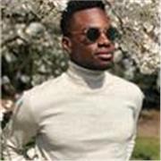 Medical student with 4+ years biology teaching experience